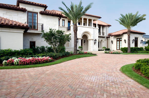 Best Driveway Paving Contractor  in Staffd, OR